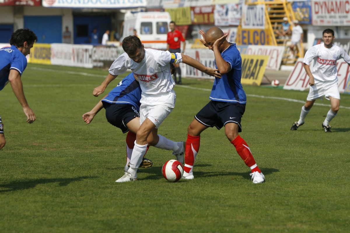 „Aveam foame de rezultate” » 14 ani de la victoria Gloriei Bistrița cu Atletico Madrid: amintirile eroului partidei