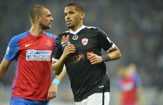 Rivaldinho, cale liberă spre Craiova » Brazilianul și-a reziliat contractul cu Cracovia și este așteptat să semneze cu oltenii