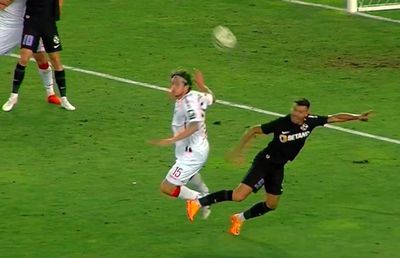 Două faze controversate în Saburtalo - FCSB » Penalty refuzat roș-albaștrilor