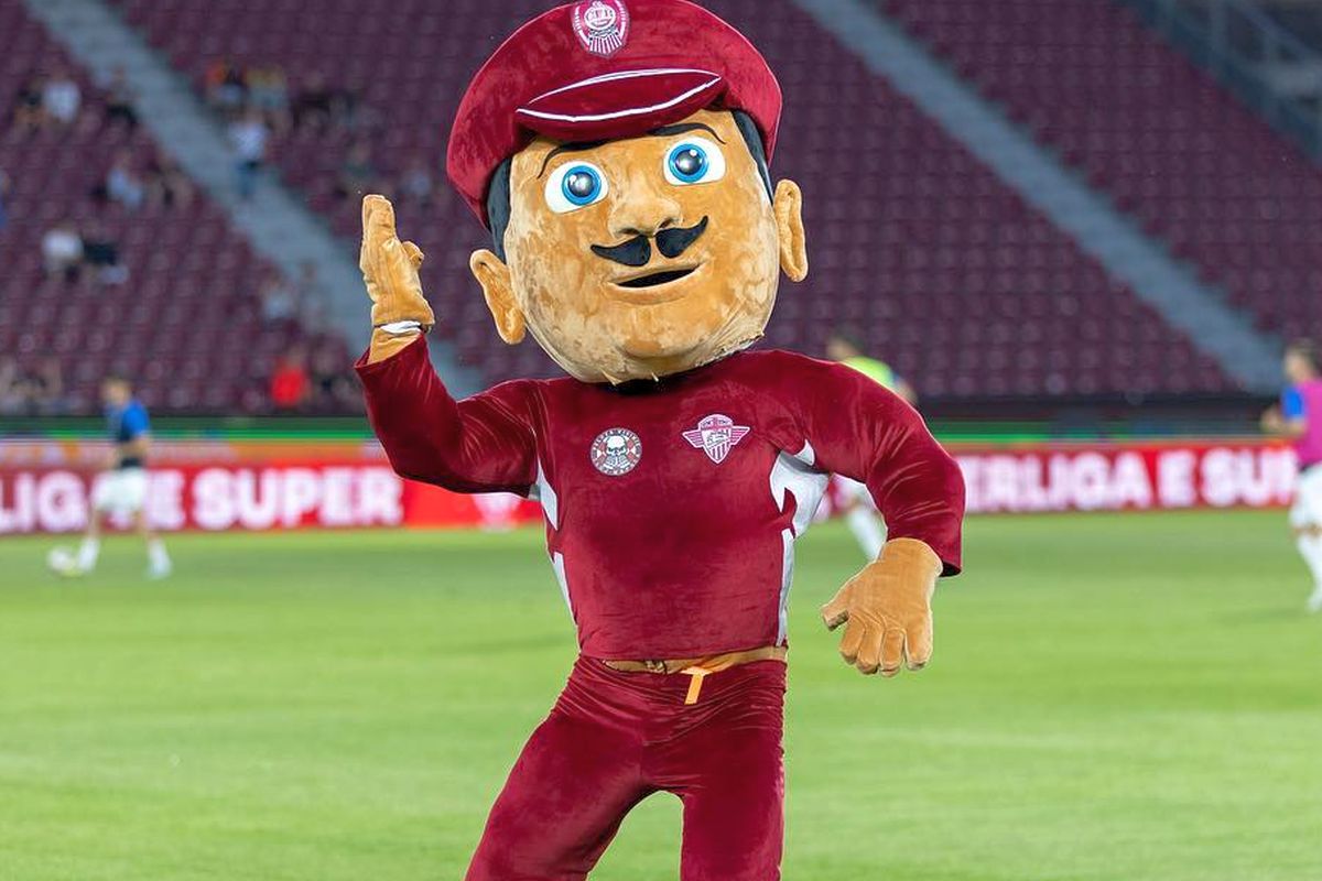 Noua mascotă a lui CFR Cluj provoacă discuții aprinse: „Reface armonia dintre români și maghiari. Nem tudom, Cefi”