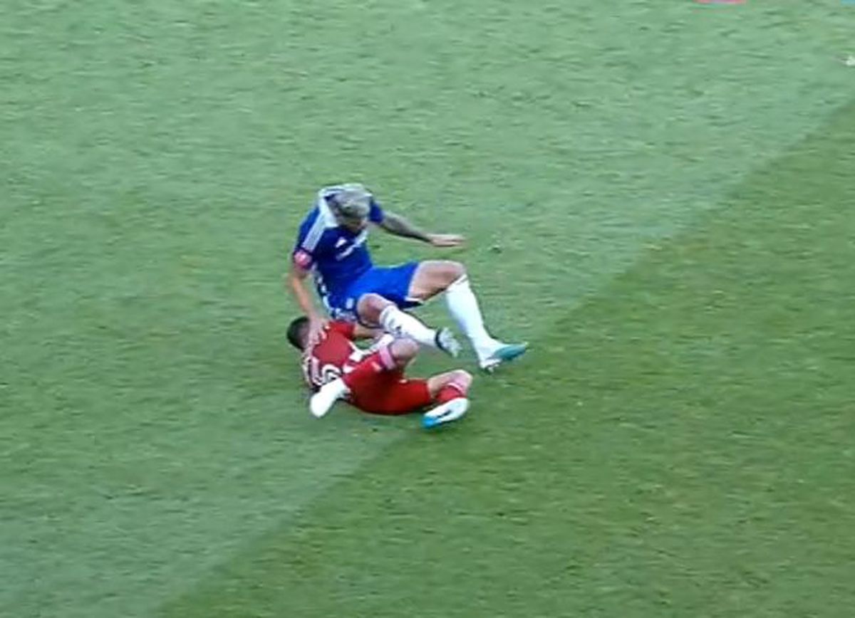 FOTO Matheus Mascarenhas, fault dur la Jonathan Rodriguez în Sepsi - FCU Craiova