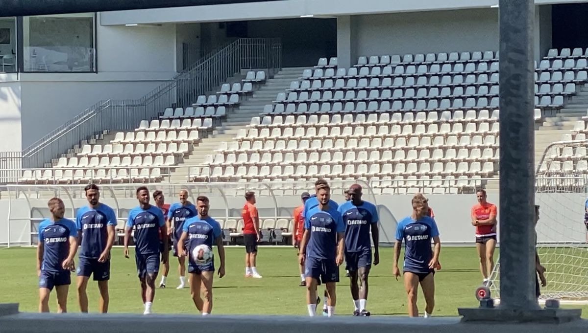 FCSB, la primul contact cu „Arcul de Triumf” » Antrenament aparte pentru Coman & compania + Rugbiștii, iritați