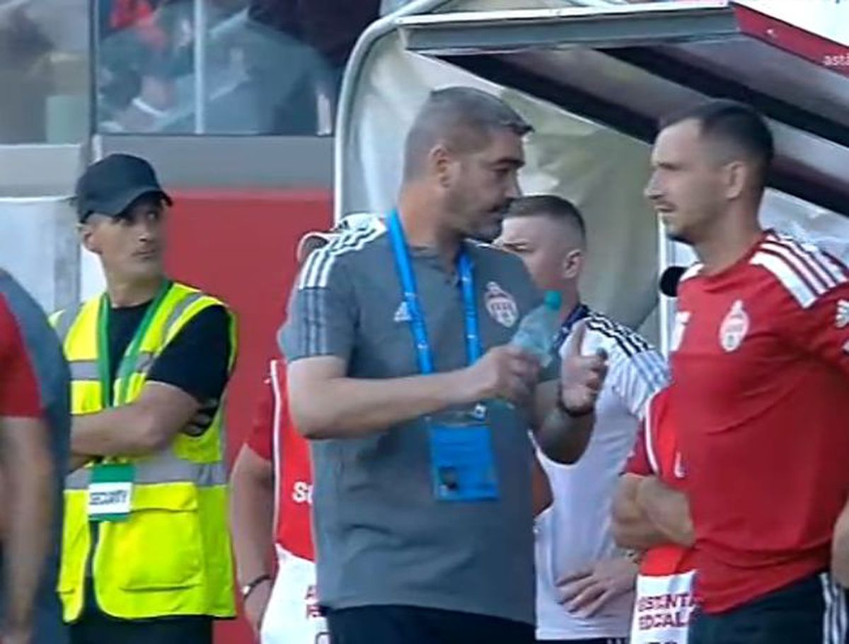 Scene uluitoare la Sepsi - FCU, primul meci al zilei din Superligă! Aproape să leșine de durere, fotbalistul n-a putut fi urcat în ambulanță dintr-un motiv incredibil