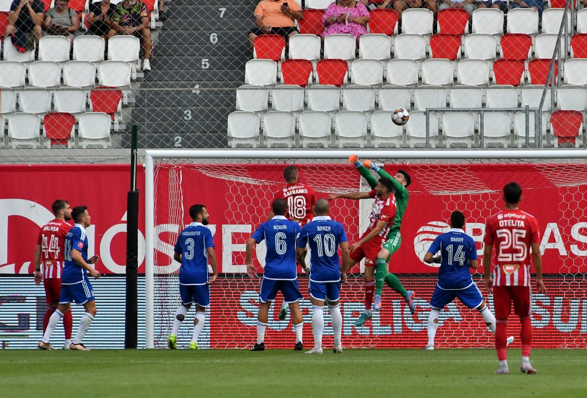 Dică, după debutul la FCU Craiova: „Nu e OK ce s-a întâmplat pe final”