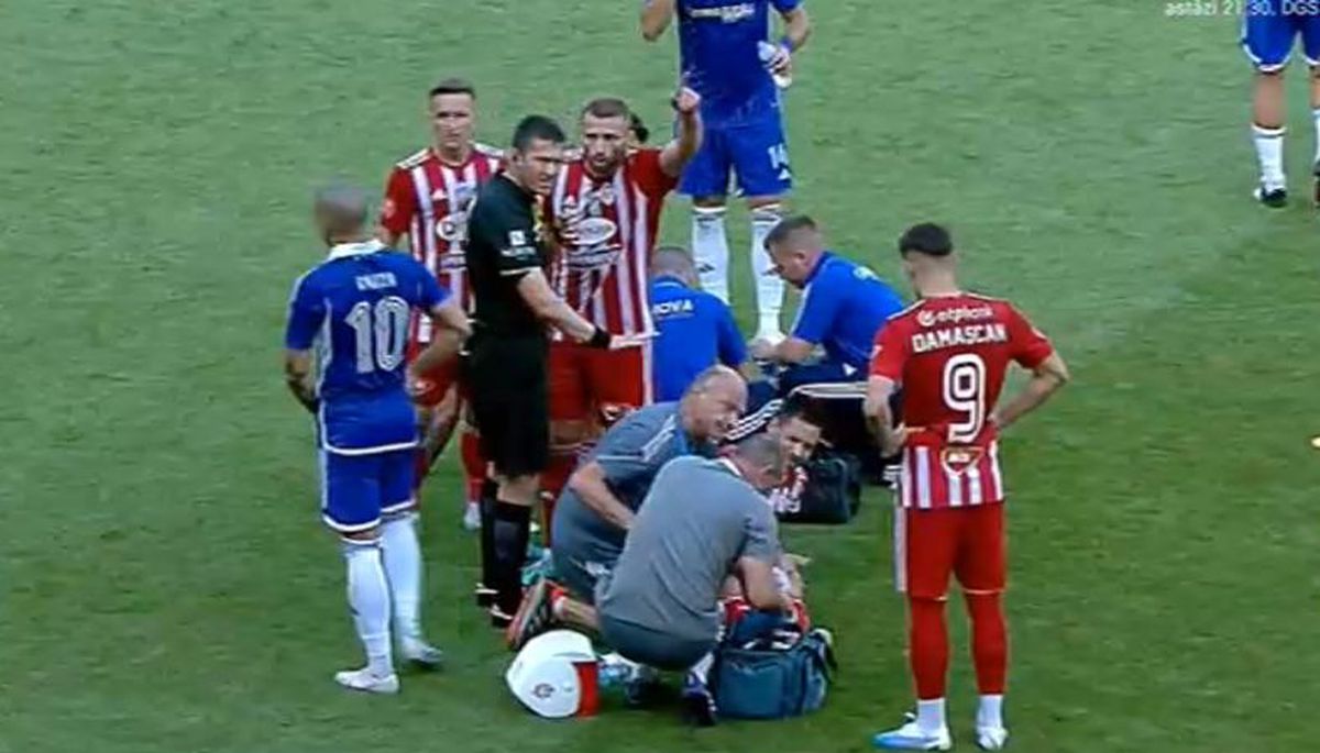 Scene uluitoare la Sepsi - FCU, primul meci al zilei din Superligă! Aproape să leșine de durere, fotbalistul n-a putut fi urcat în ambulanță dintr-un motiv incredibil