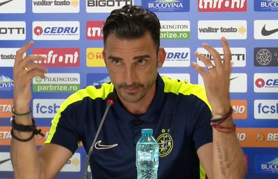 Charalambous și-a pierdut cumpătul la conferință: „Aici toată lumea spune ce vrea!”