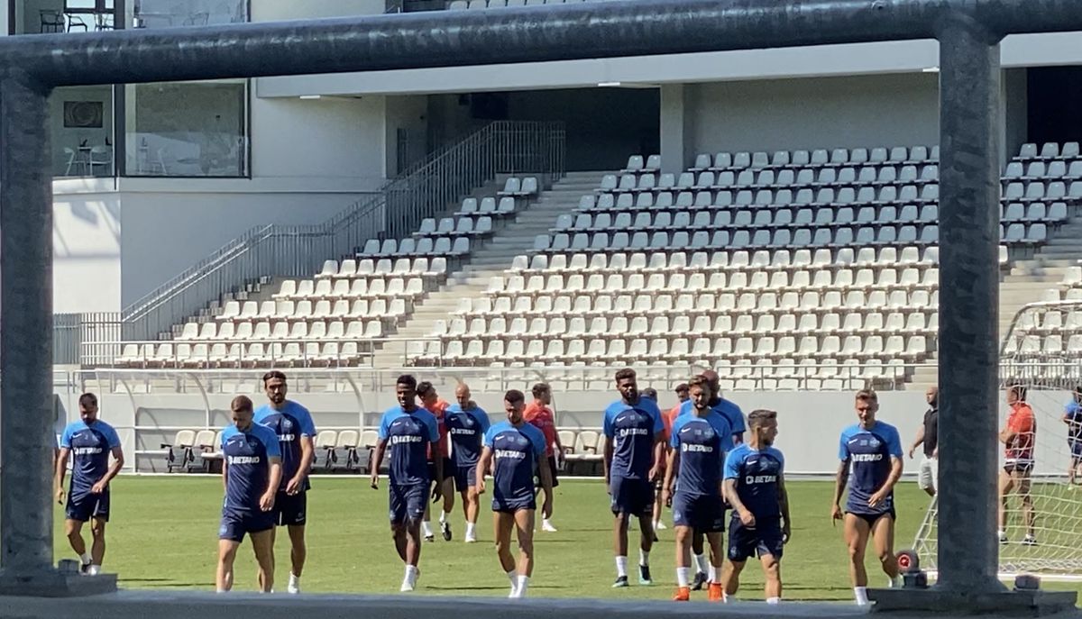 Antrenament FCSB Arcul de Triumf