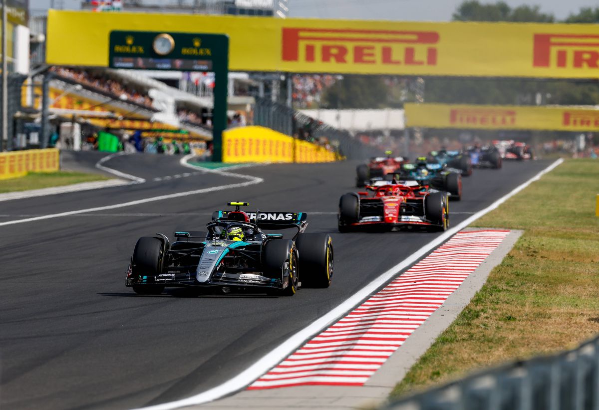 Problemele continuă la Red Bull! » Max Verstappen, penalizare de zece poziții în următoarea cursă din Formula 1