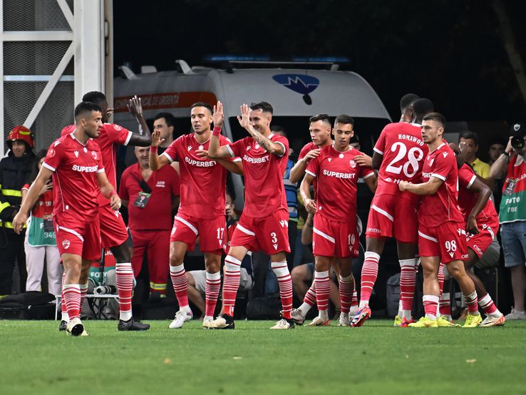 Dinamo - Petrolul. Sursă foto: sportpictures.eu