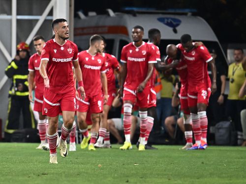 Dinamo - Petrolul. Sursă foto: sportpictures.eu