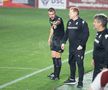 Neil Lennon în timpul meciului Rapid - CFR Cluj. FOTO: Ionuț Iordache (GSP)