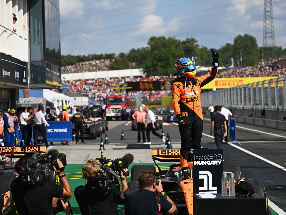 Problemele continuă la Red Bull! » Max Verstappen, penalizare de zece poziții în următoarea cursă din Formula 1