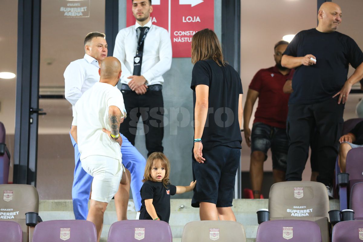 Contre dure în tabloide între Dan Alexa și presupusul amant al soției: „Bărbăția nu se cântărește în masă musculară”