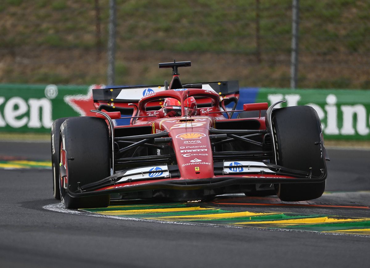 Cea mai controversată cursă a sezonului din Formula 1! I-a cedat locul pentru victorie după un ordin intern + incident ca în 2021 între Hamilton și Verstappen