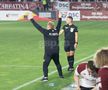 Neil Lennon în timpul meciului Rapid - CFR Cluj. FOTO: Ionuț Iordache (GSP)