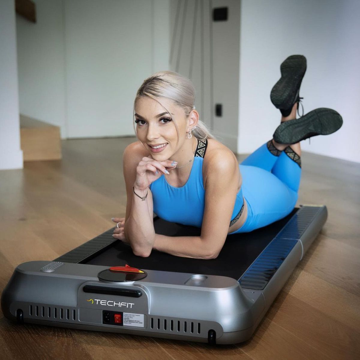 Bernadette Szocs a atras toate privirile la Ateneu: „Sursă de inspirație”