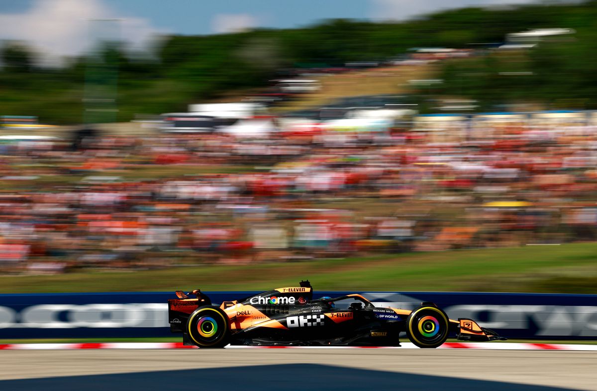 Cea mai controversată cursă a sezonului din Formula 1! I-a cedat locul pentru victorie după un ordin intern + incident ca în 2021 între Hamilton și Verstappen