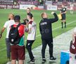 Neil Lennon în timpul meciului Rapid - CFR Cluj. FOTO: Ionuț Iordache (GSP)