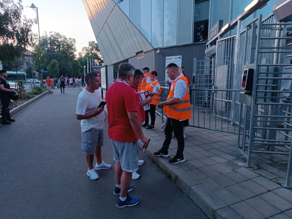 Vizită surpriză la Dinamo - Botoșani » „Călăul” din derby-urile cu FCSB a fost invitatul lui Andrei Nicolescu