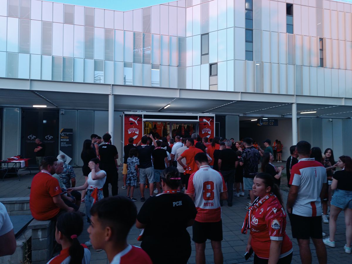 Vizită surpriză la Dinamo - Botoșani » „Călăul” din derby-urile cu FCSB a fost invitatul lui Andrei Nicolescu