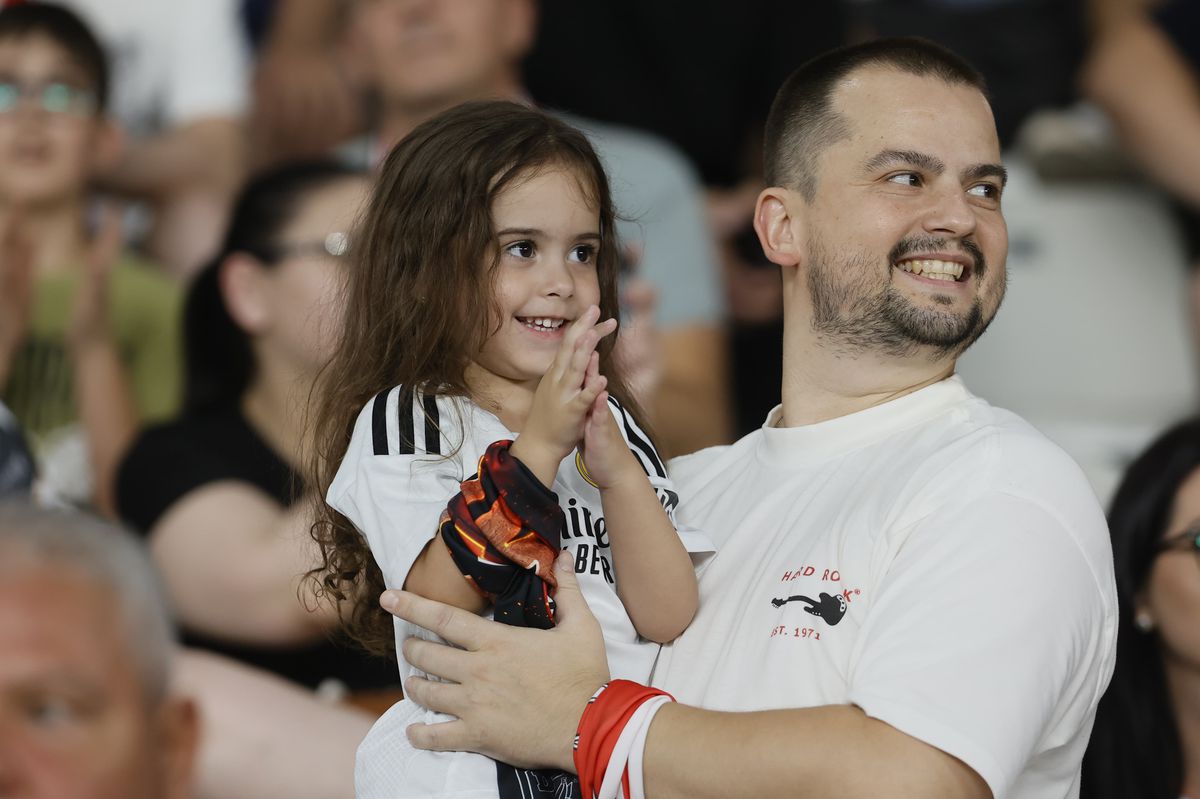 Leo Grozavu, imediat după egalul cu Dinamo: „Ține de educație! Ce rost au astfel de lucruri?”