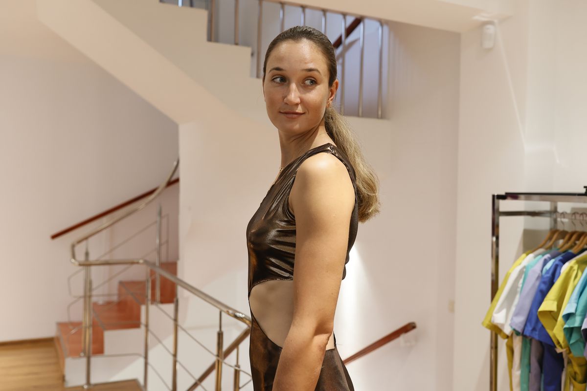 Simona Radiș, așa cum nu ați mai văzut-o niciodată: „Îmi îndeplinesc un vis din copilărie!” + Campioana olimpică și Sabrina Voinea vor fi în premieră vedete pe un podium de modă