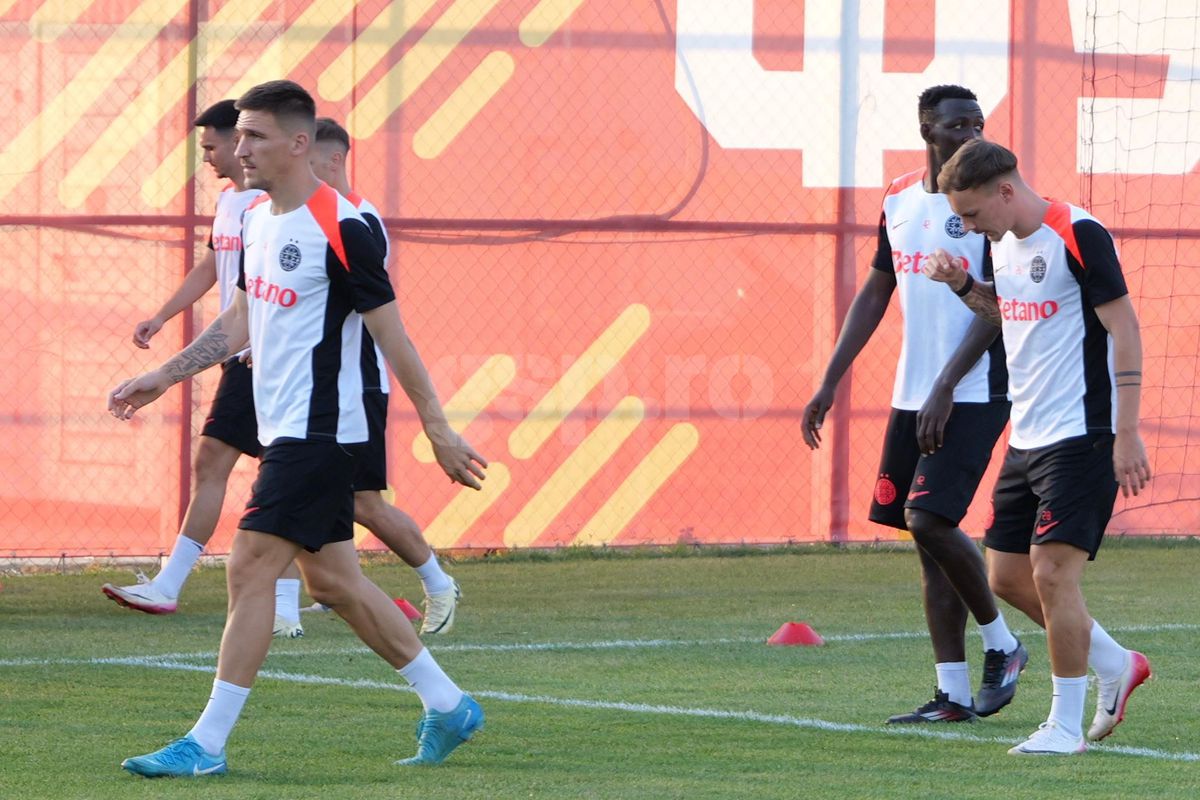 Dennis Politic, OUT din lot pentru Shkendija - FCSB + revenirea confirmată de Elias Charalambous în conferință