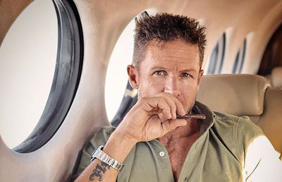 Omul care i-a oferit primul ajutor lui Felix Baumgartner a povestit momentul tragic: „S-a prăbuşit ca o rachetă între două piscine”