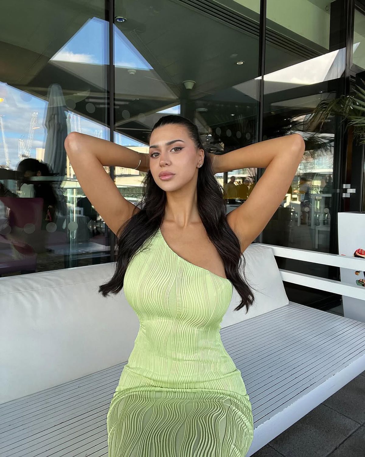 Românca a atras toate privirile pe „Wembley” la meciul „greilor” Oleksandr Usyk - Daniel Dubois