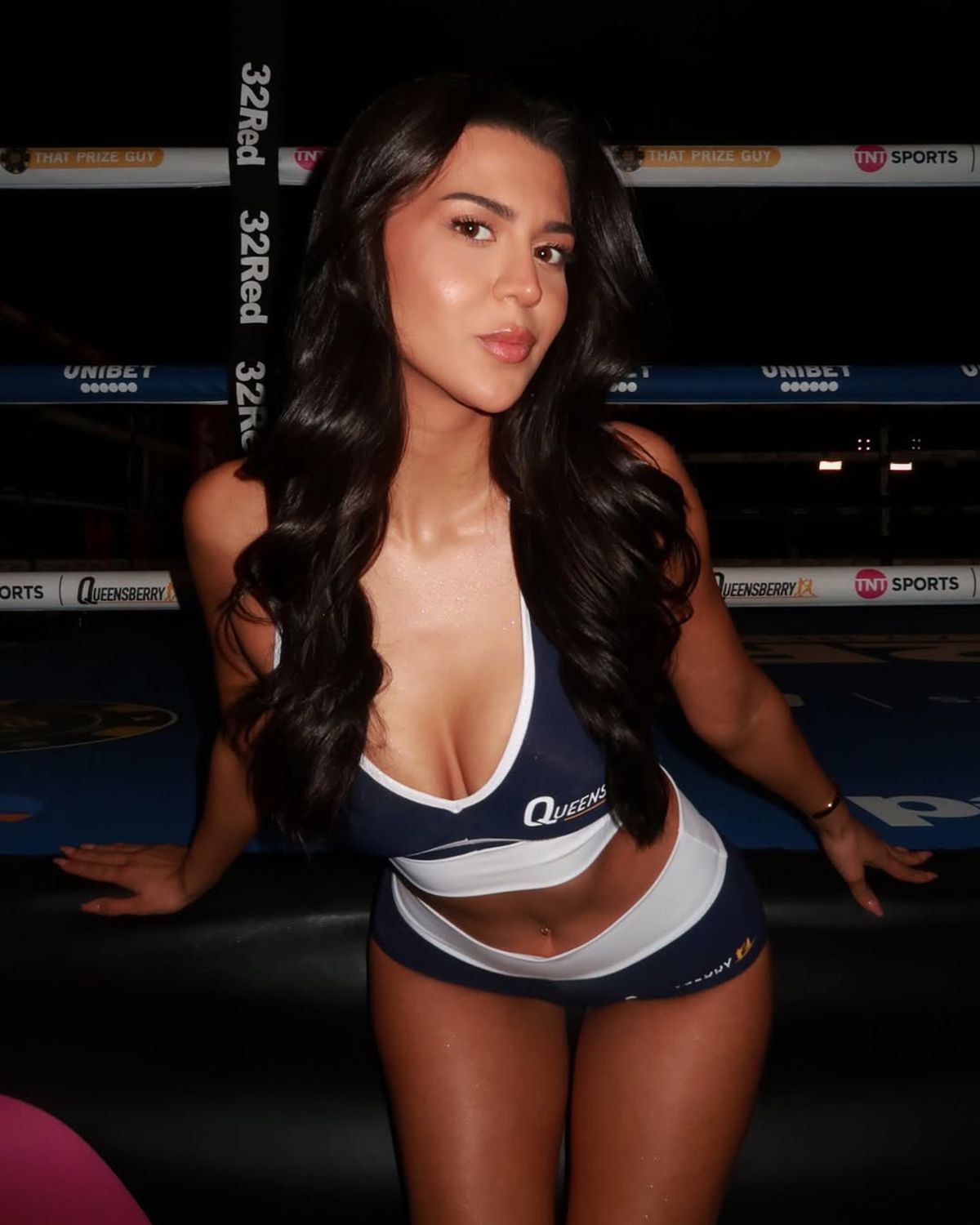 Românca a atras toate privirile pe „Wembley” la meciul „greilor” Oleksandr Usyk - Daniel Dubois