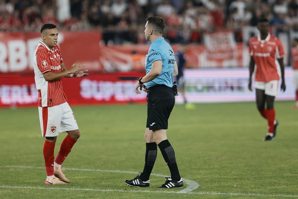 Cele mai tari imagini surprinse în Dinamo - Botoșani, runda 2 din Superliga // foto Cristi Preda (GSP)