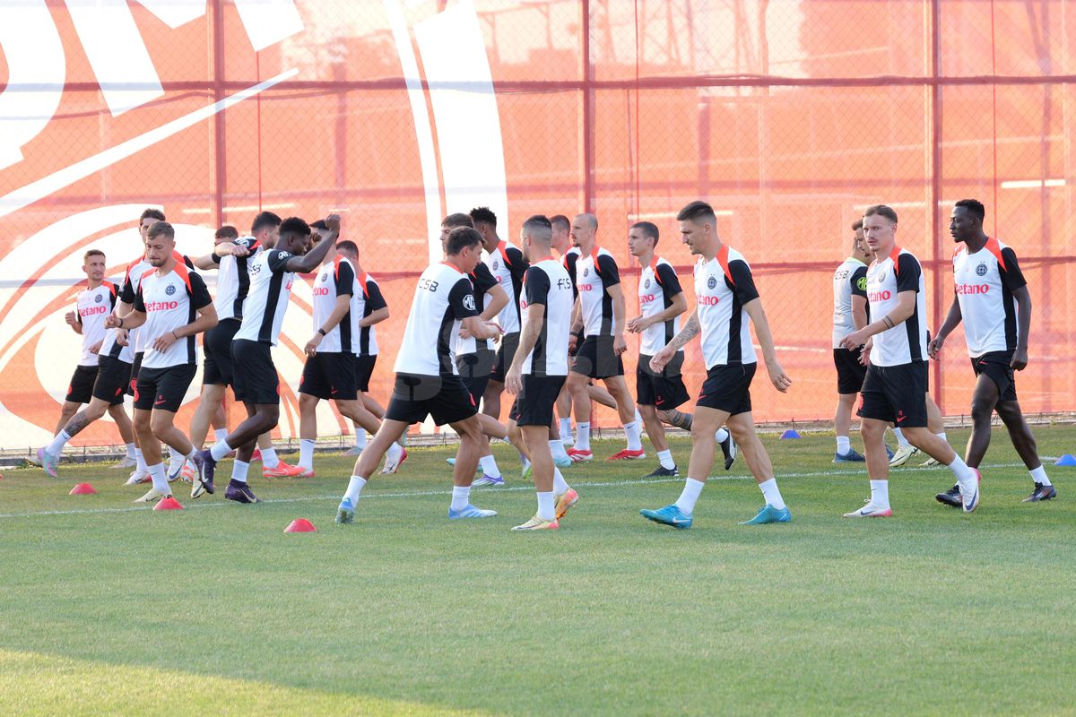 Dennis Politic, OUT din lot pentru Shkendija - FCSB + revenirea confirmată de Elias Charalambous în conferință