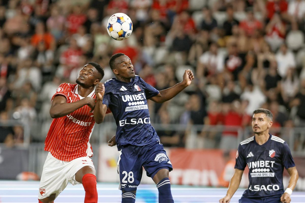 Dinamo - FC Botoșani 0-0 » Iertați de Kopic, pedepsiți de gravitație: „Dacă ar fi venit la FCSB, făcea un duș la pauză”