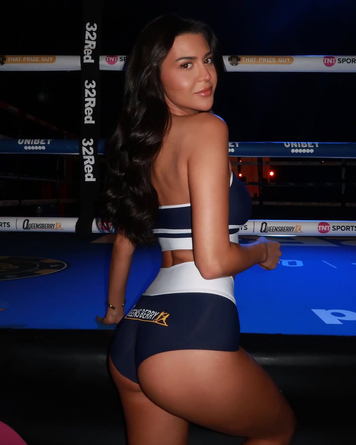 Românca a atras toate privirile pe „Wembley” la meciul „greilor” Oleksandr Usyk - Daniel Dubois