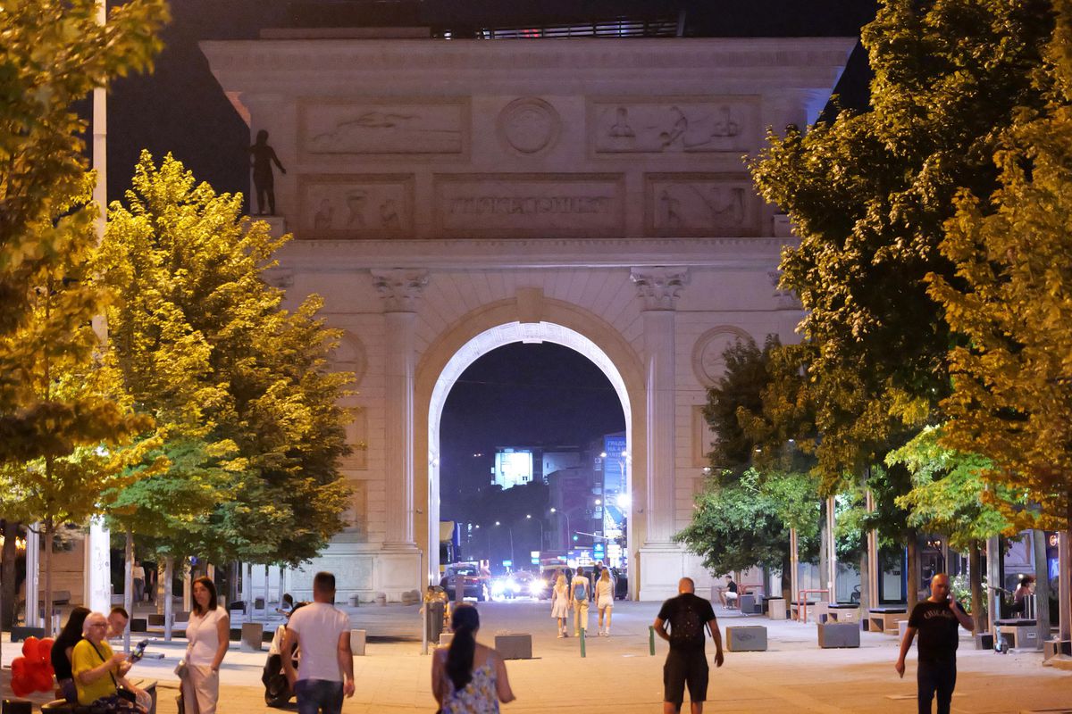 Skopje, capitala statuilor. Un mix între creștinism și islamism, între vechi și nou