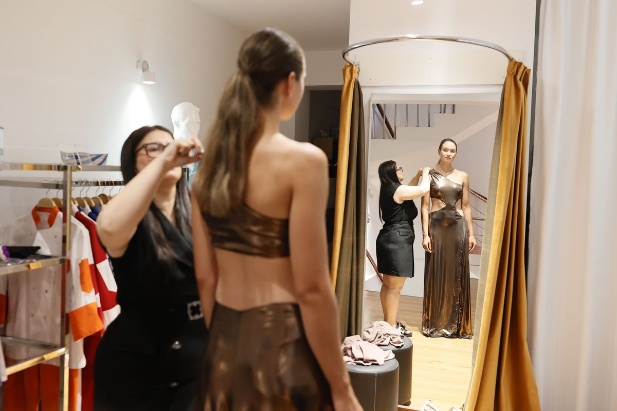 Simona Radiș modă - Bukarest Fashion Week, making off