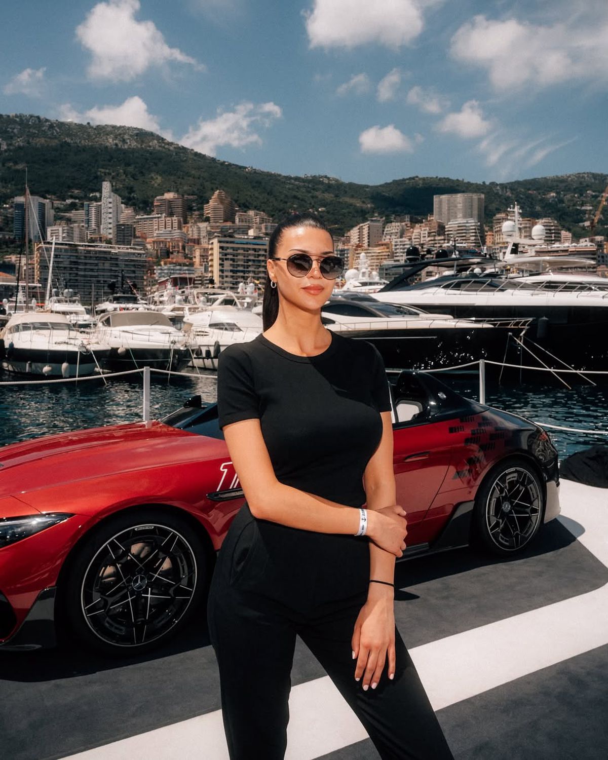 Românca a atras toate privirile pe „Wembley” la meciul „greilor” Oleksandr Usyk - Daniel Dubois