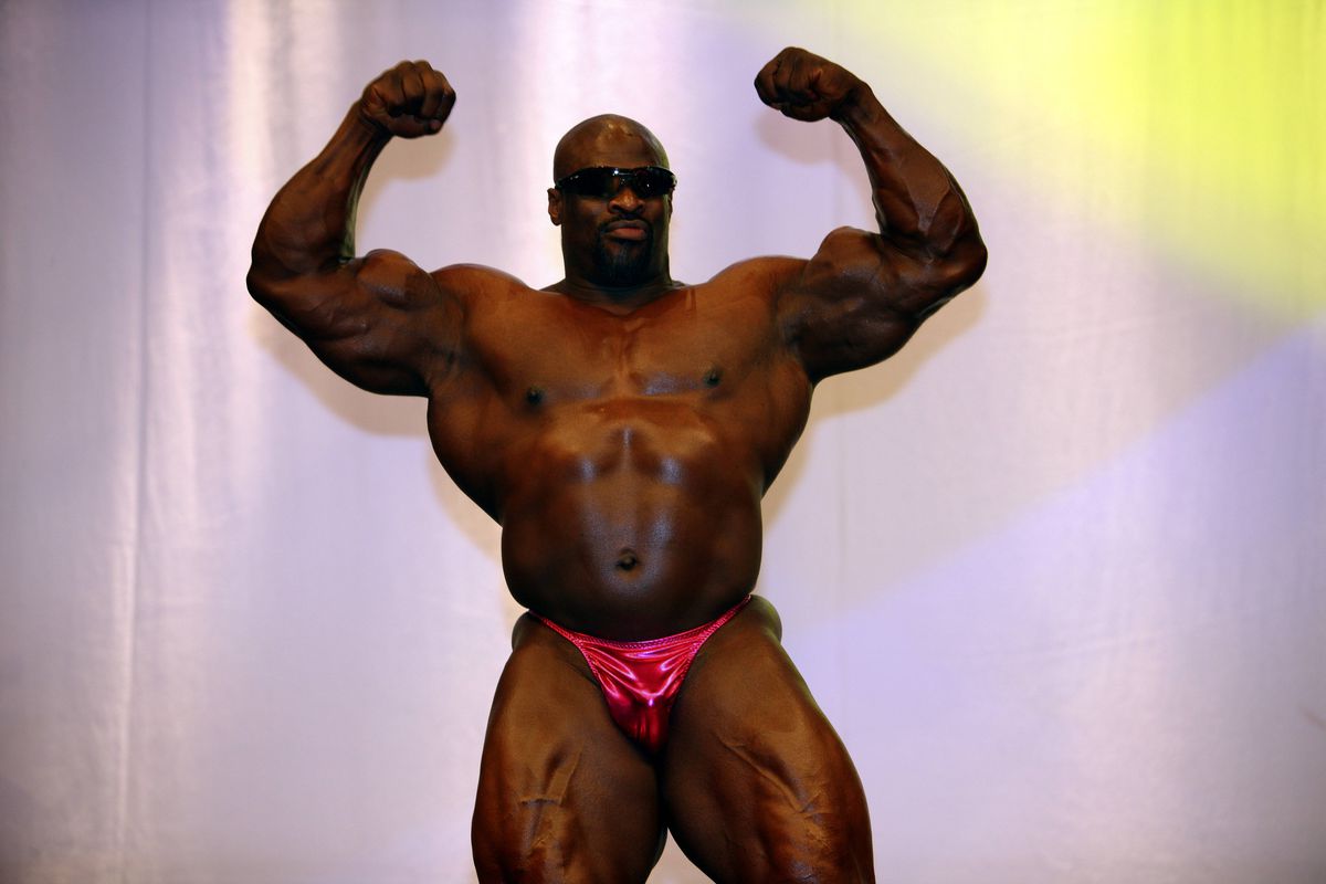 Imagini cutremurătoare cu legendarul Ronnie Coleman » Abia mai mergea după 13 operații, acum a fost supus unei noi încercări: „Aproape m-a omorât”