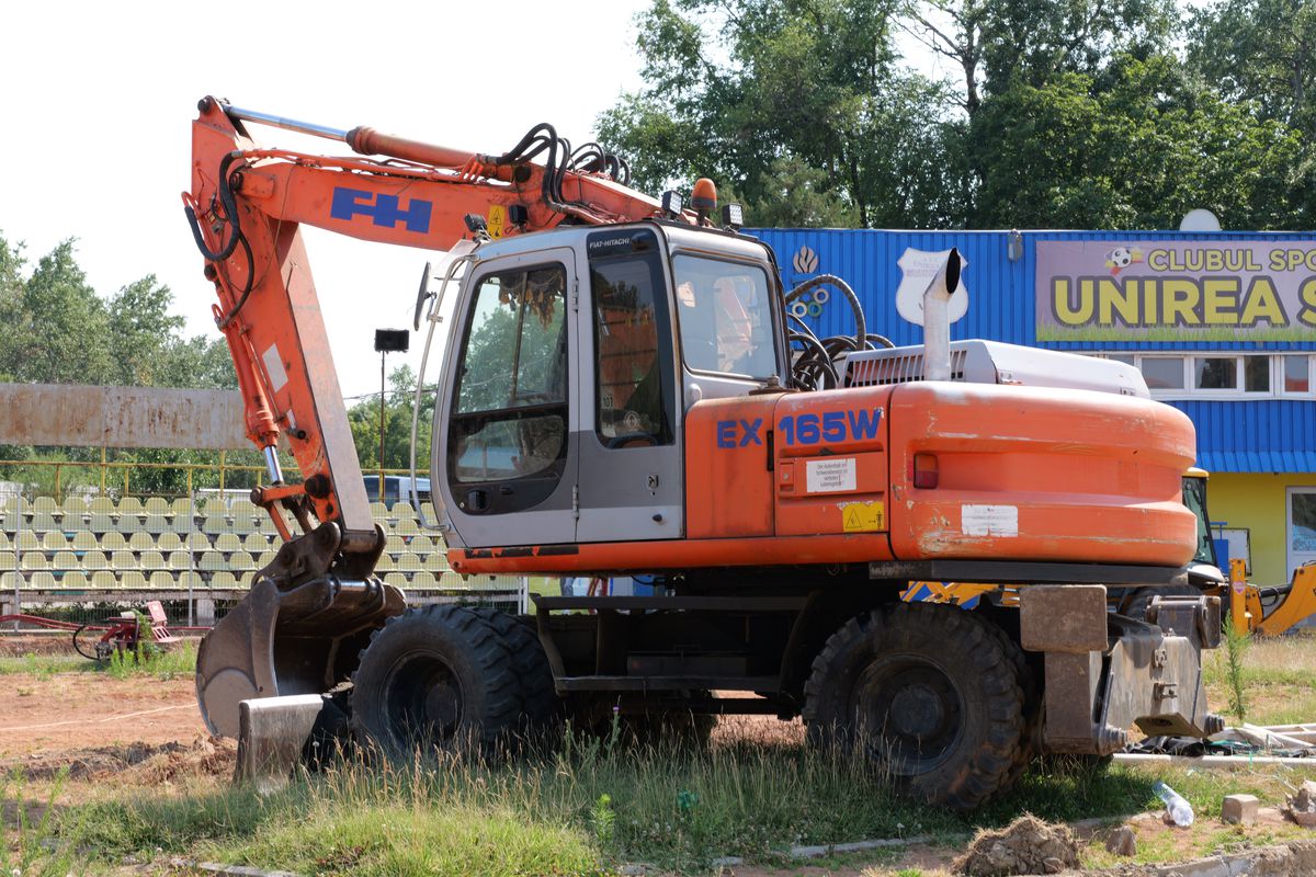 Modernizarea arenei „1 Mai” avansează: „Dacă jucam aici, aveam deja 300.000 de euro în cont”