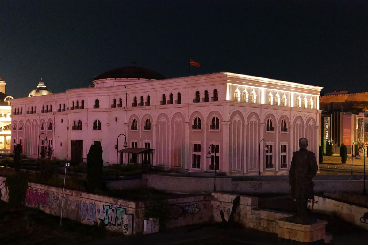 Skopje, capitala statuilor. Un mix între creștinism și islamism, între vechi și nou