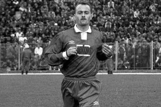 Ghici cine vine s-o bată pe Dinamo pe „Arc”! Leo Grozavu, un ghimpe pentru „câini”: palmares de invidiat