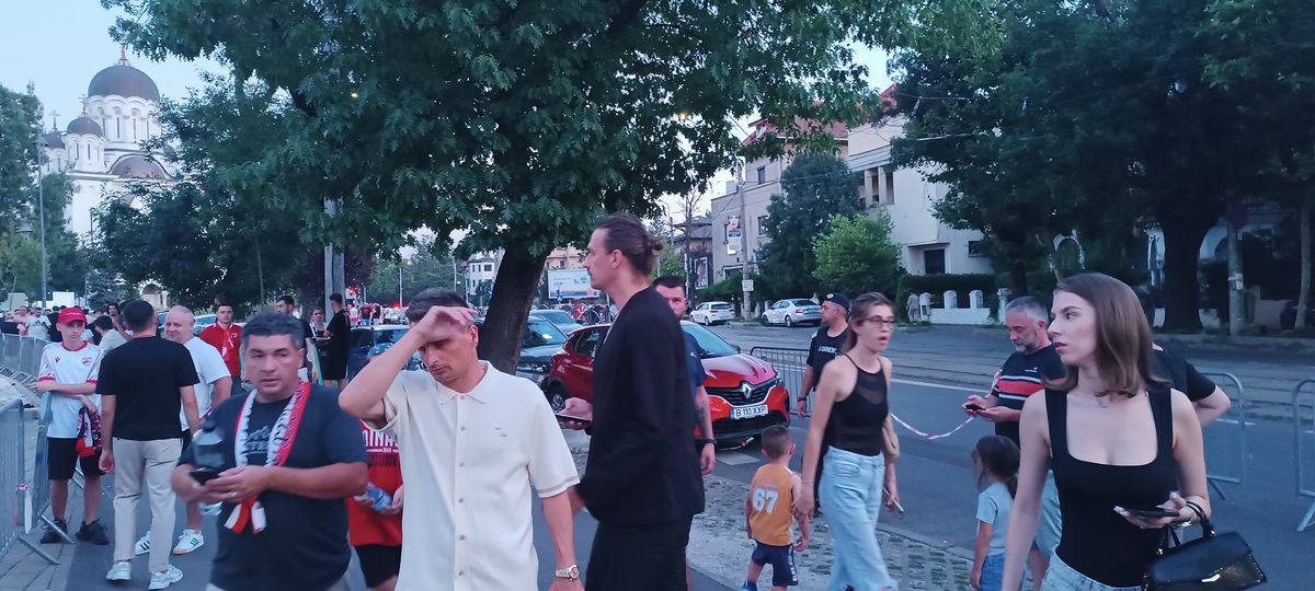 Vizită surpriză la Dinamo - Botoșani » „Călăul” din derby-urile cu FCSB a fost invitatul lui Andrei Nicolescu