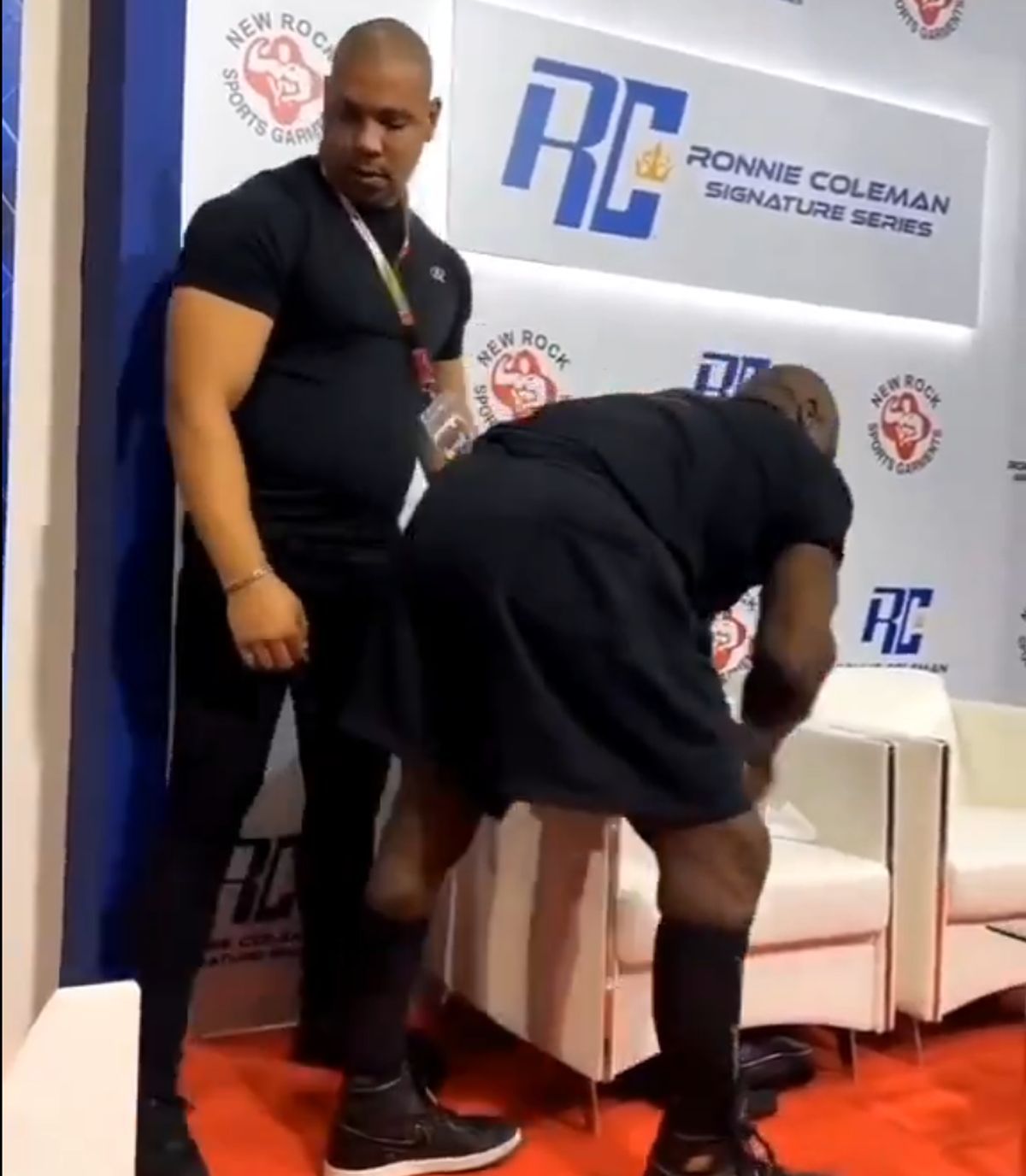 Imagini cutremurătoare cu legendarul Ronnie Coleman » Abia mai mergea după 13 operații, acum a fost supus unei noi încercări: „Aproape m-a omorât”