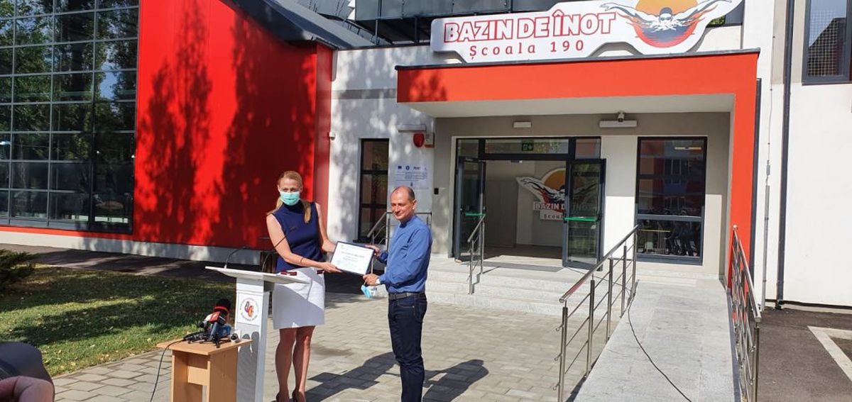 GALERIE FOTO Bazin de înot semiolimpic, inaugurat în Sectorul 4 al Capitalei