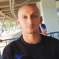 Alexandru Mitriță (26 de ani) asistă la meciul dintre CS Universitatea Craiova și Gaz Metan Mediaș. Fotbalistul aflat sub contract cu New York City ar vrea să colaboreze cu Laurențiu Reghecampf (45 de ani) în Bănie.