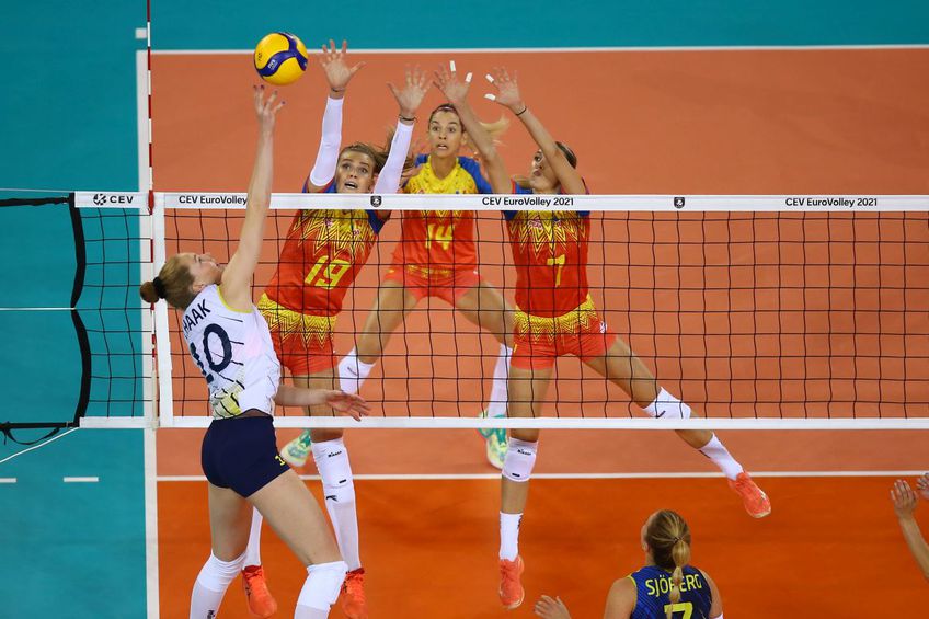 Naționala de volei feminin a României a fost învinsă categoric de Suedia, 0-3 (-21, -17, -16), în al doilea meci al grupei D de la Euro 2021. Isabelle Haak (22 de ani) a fost din nou cea mai bună jucătoare.