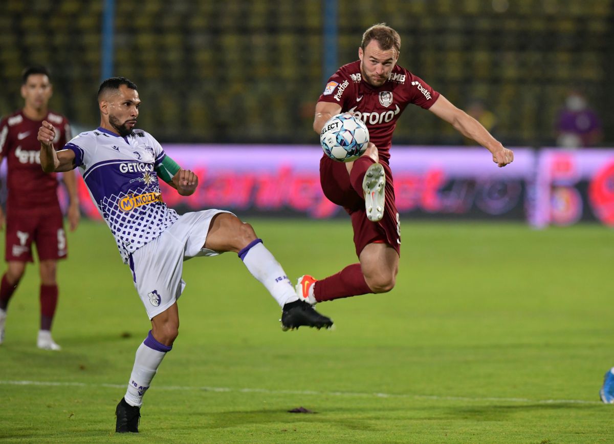 Șumudică: „Îmi dau șapca jos!” » Cum o motivează pe Sepsi pentru meciul cu FCSB :)