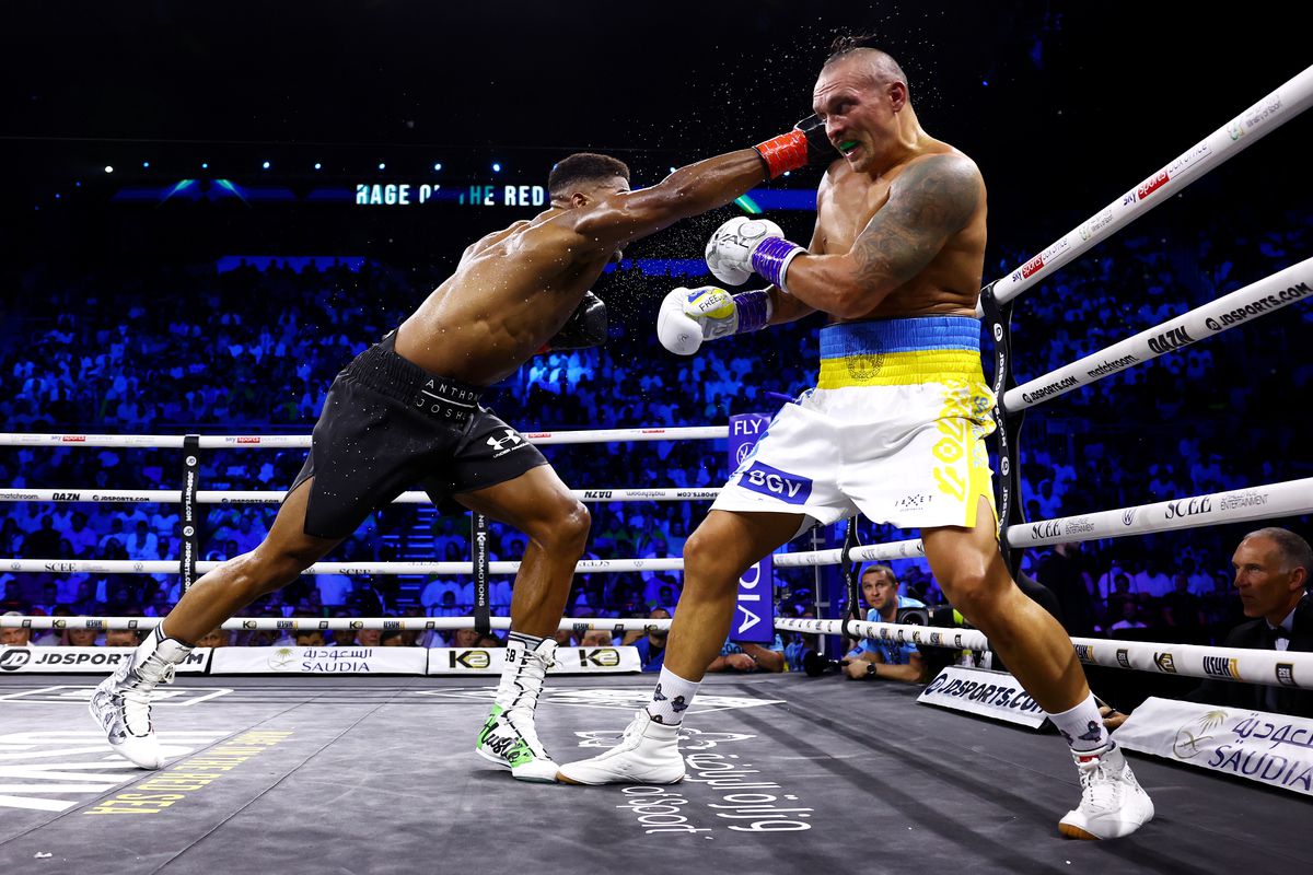 Ucraineanul Usyk l-a învins din nou pe Anthony Joshua! Scandal după meci: a aruncat centurile și a plecat din ring