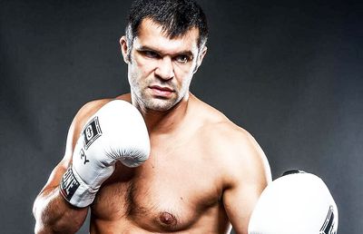 „Nulitățile au impresia că sunt sportivi” » Daniel Ghiță îl atacă dur pe Adegbuyi, făcut KO în prima rundă de Saddik