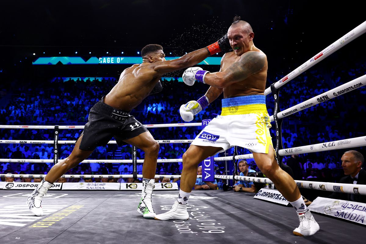 Ucraineanul Usyk l-a învins din nou pe Anthony Joshua! Scandal după meci: a aruncat centurile și a plecat din ring